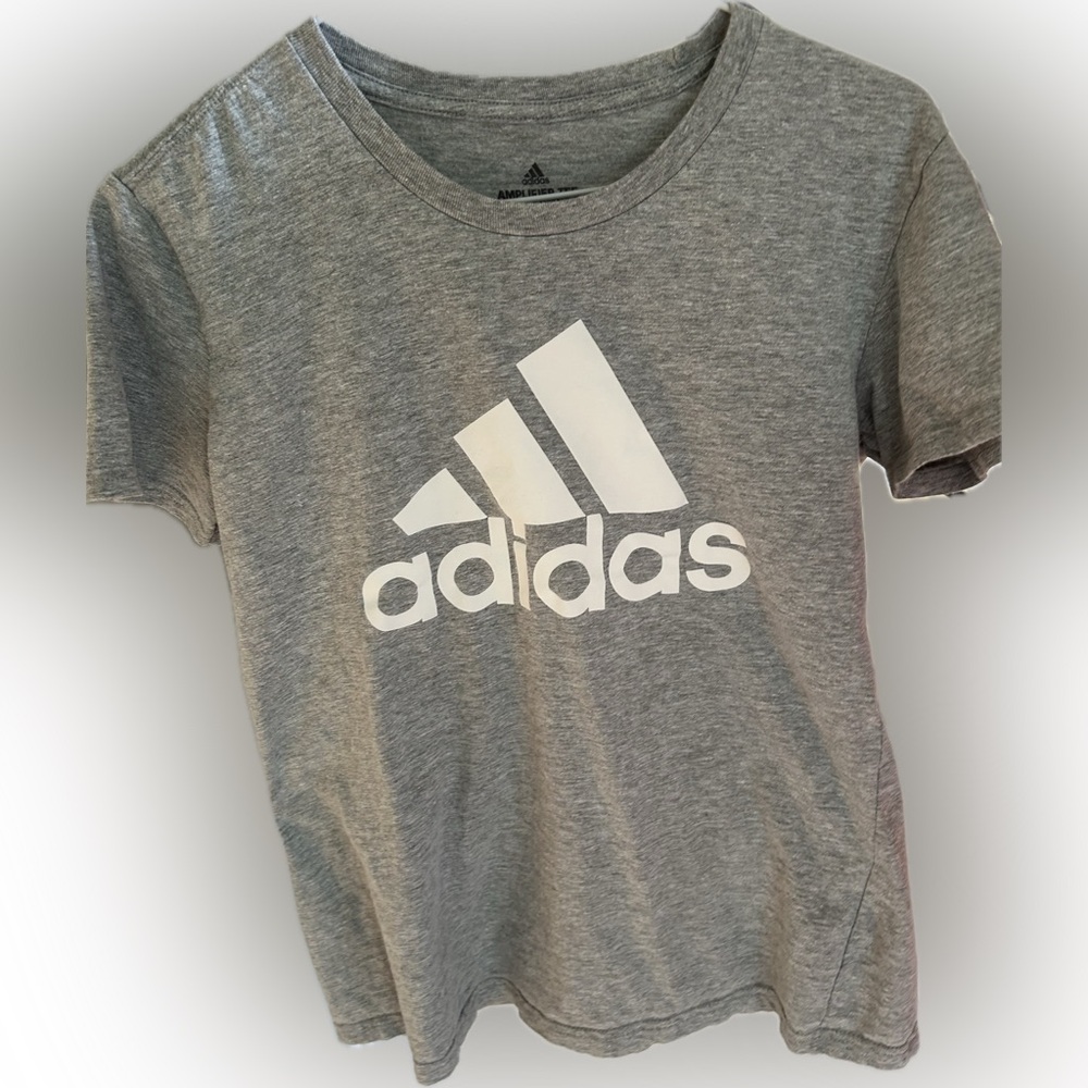 Adidas Tshirt